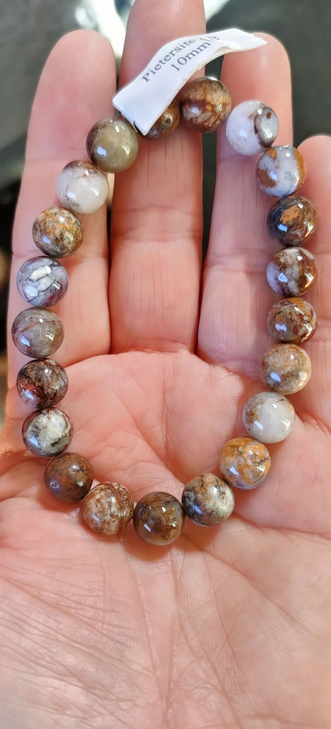 Un bracelet en pietersite AB